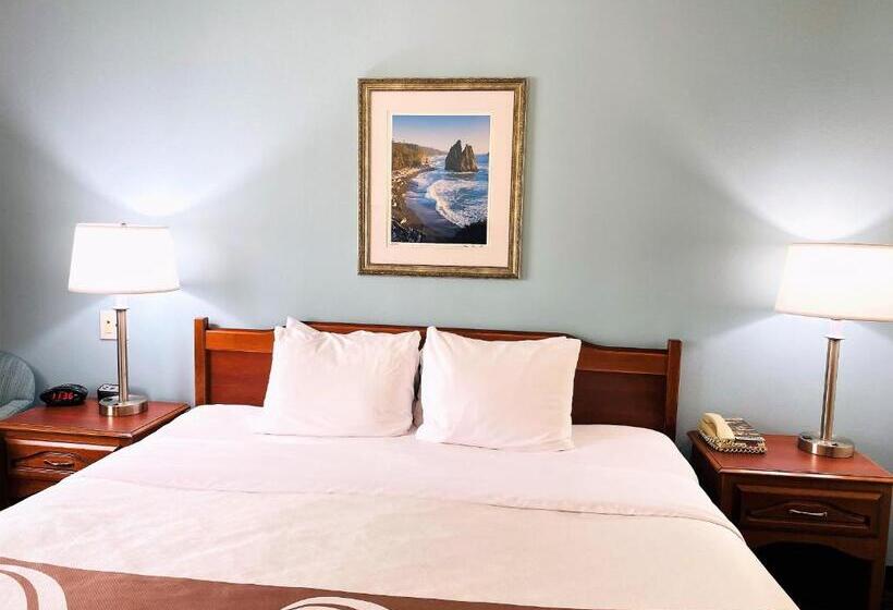 장애인을 위한 킹사이즈 침대 스탠다드 룸, Quality Inn & Suites Sequim At Olympic National Park