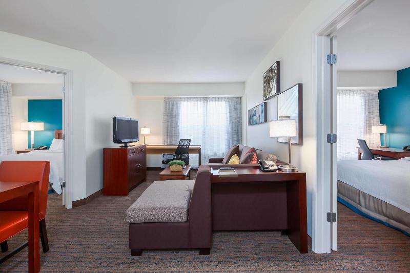 キングサイズベッドのスイートルーム, Residence Inn By Marriott Laredo Del Mar