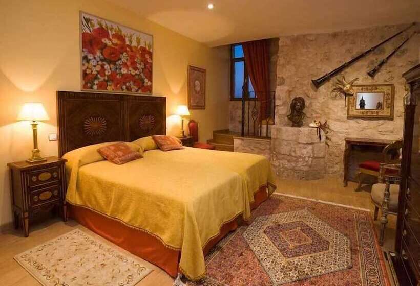 スーペリアールーム, Residencia Real Del Castillo De Curiel