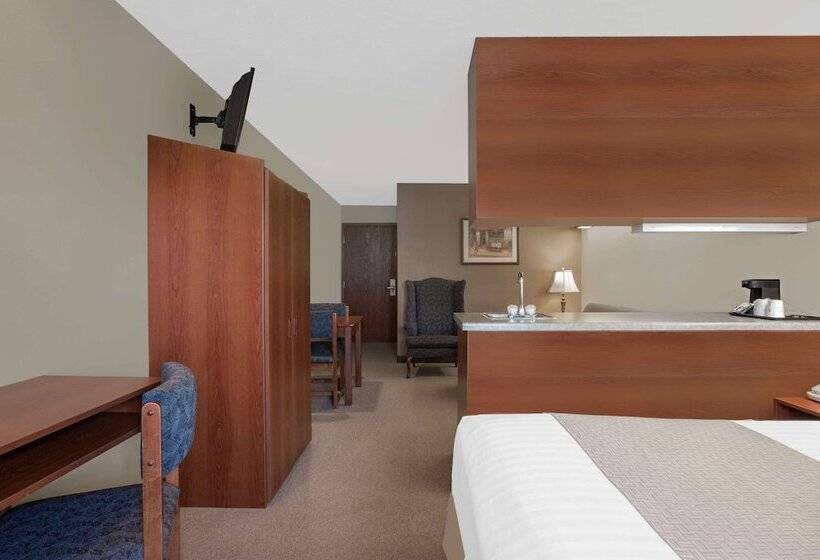Люкс, Microtel Inn & Suites By Wyndham Gardendale