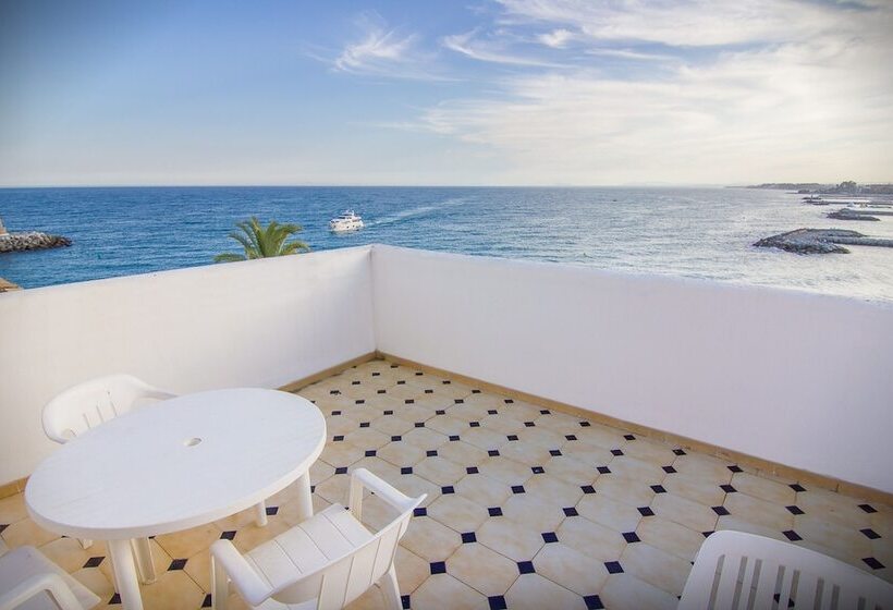Апартаменты 3 Спальни Вид на Море, Park Plaza Suites Apartamentos