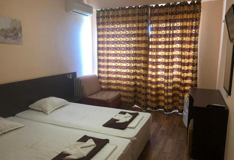 Номер Superior, Bisser Hotel   Free Parking   Free Pool Access