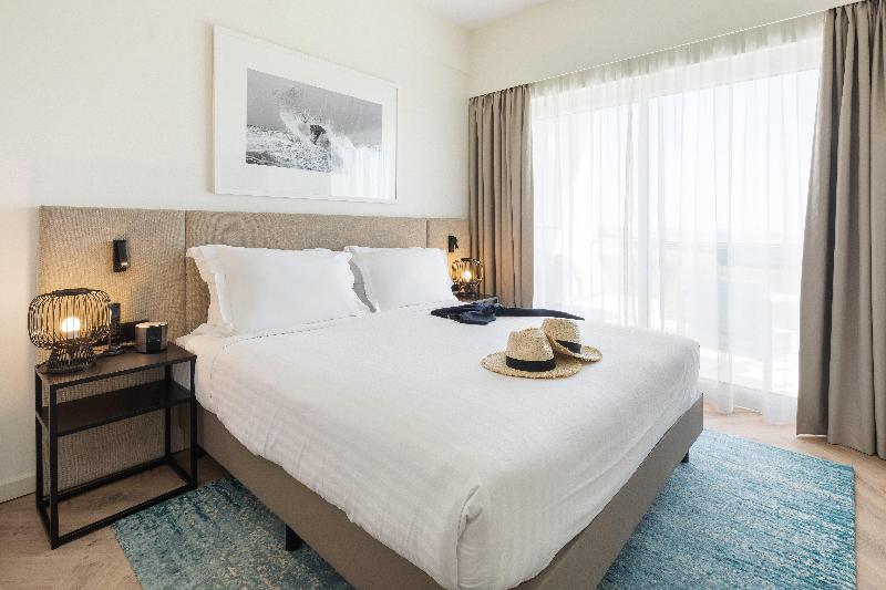 سوئیت 2 خوابه, Crowne Plaza Caparica Lisbon