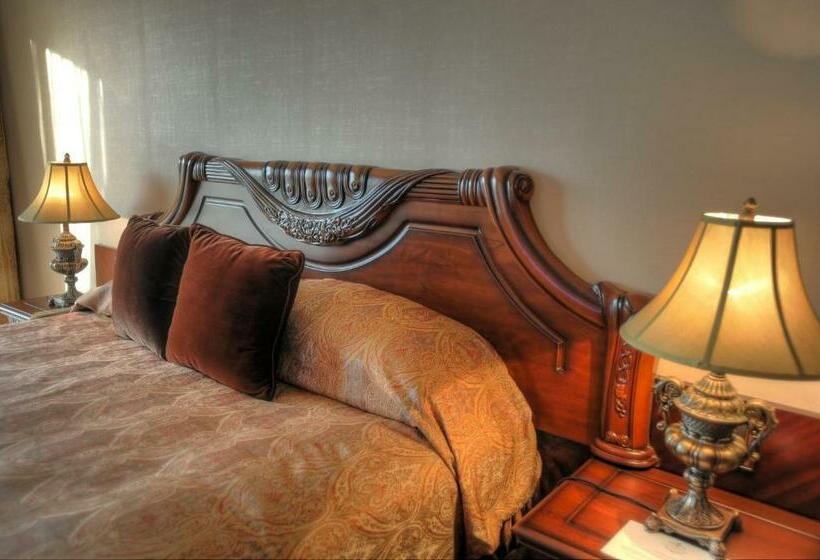 Королевский Люкс, Grand Hotel Excelsior