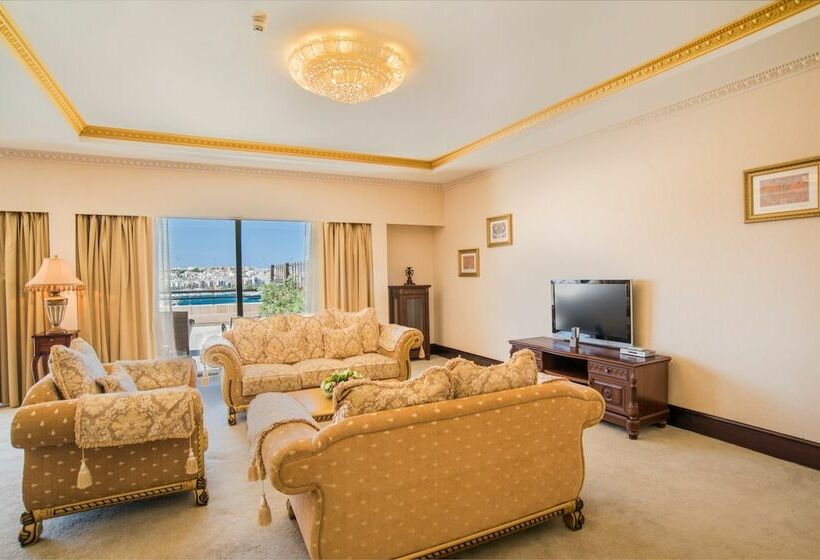 Президентский Люкс, Grand Hotel Excelsior