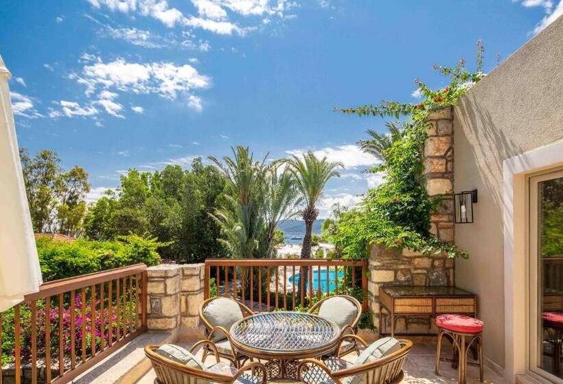 Люкс Вид на Море, Divan Bodrum Palmira
