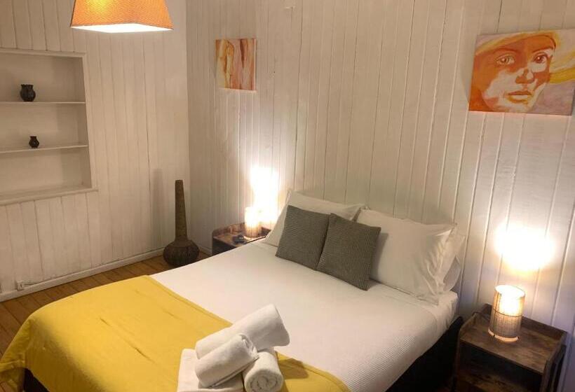 اتاق اکونومی, La Nuez Bnb