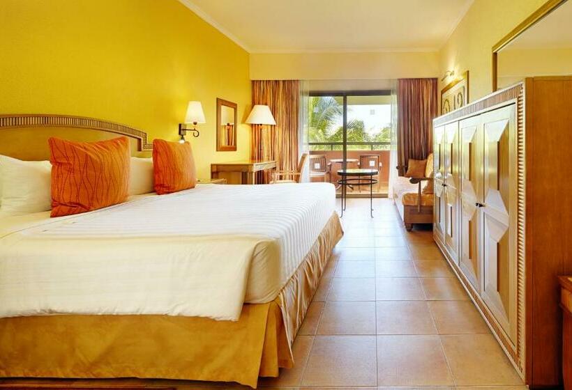 带海景的高级小型套房, Barcelo Maya Tropical  All Inclusive
