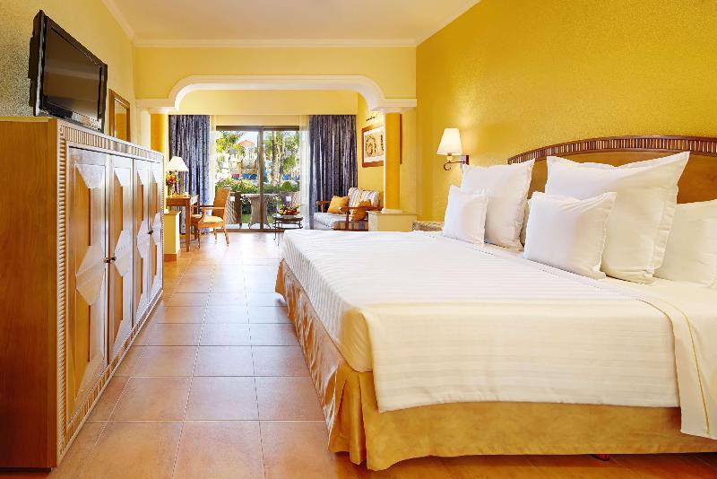带海景的高级小型套房, Barcelo Maya Tropical  All Inclusive