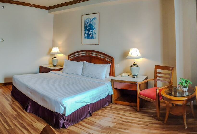 수피리어 룸, Sabah Oriental