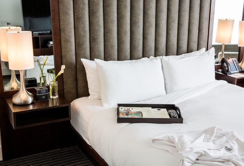 سوییت لوکس, The Lumen