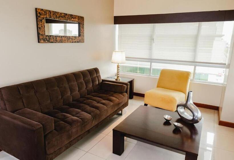 스위트, Wyndham Garden Guayaquil