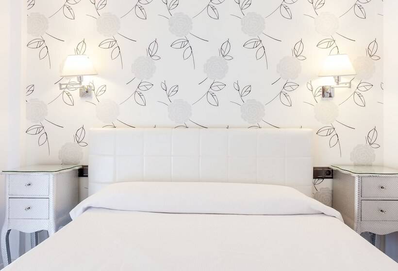 침실 2개 아파트, Apartamentos Abril