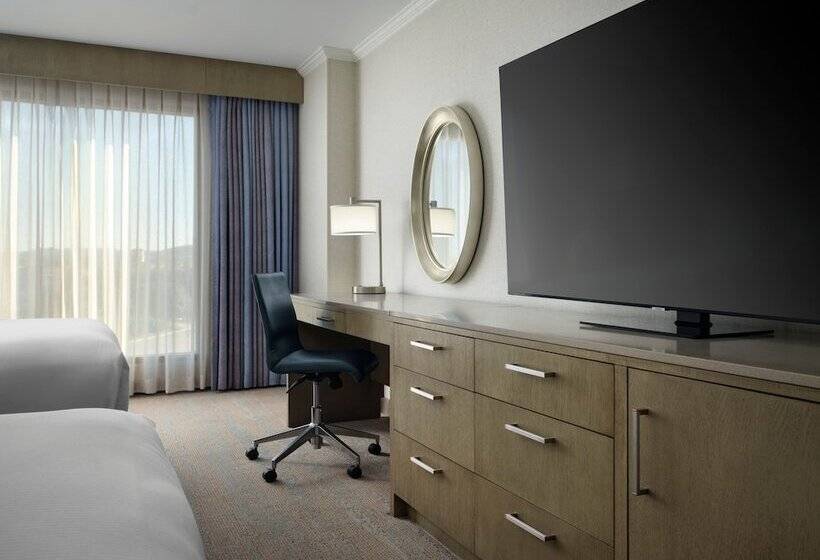 חדר דלוקס מותאם לאנשים עם מוגבלויות, Doubletree By Hilton Irvine   Spectrum