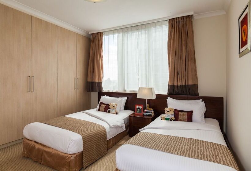 2 Bedroom Premium Apartment, Somerset Chancellor Court