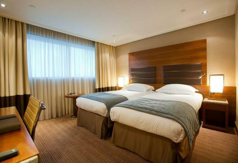 Классический Номер, Sofitel London Heathrow