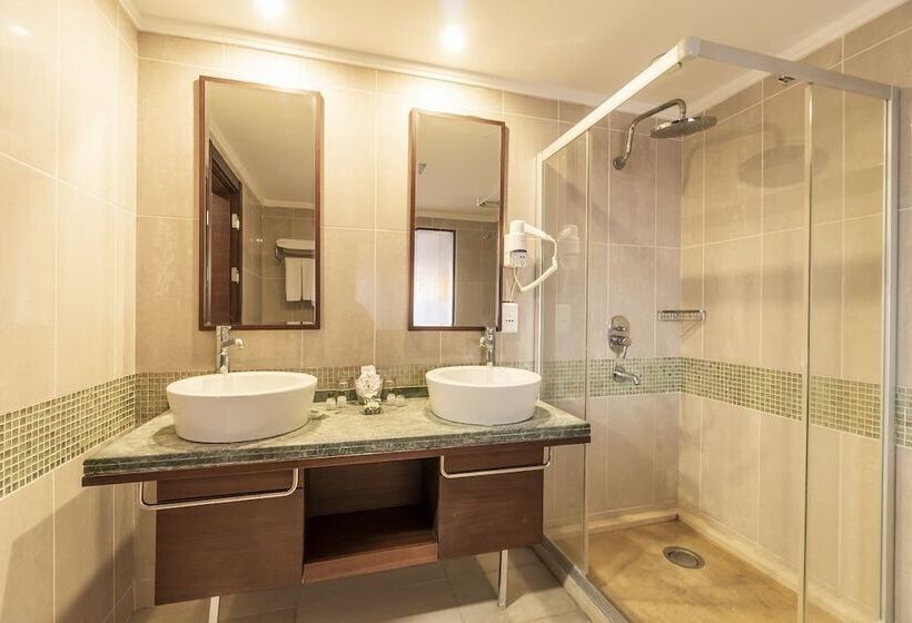 Люкс с Террасой, Maira Deluxe Resort Hotel Bodrum