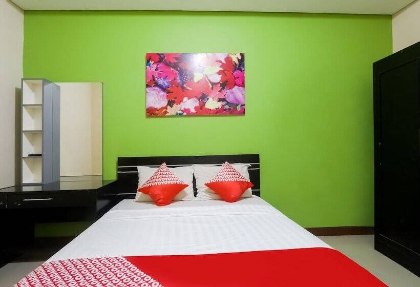 חדר סטנדרט, D Waru Homestay Syariah Near Jl Slamet Riyadi Mitra Reddoorz