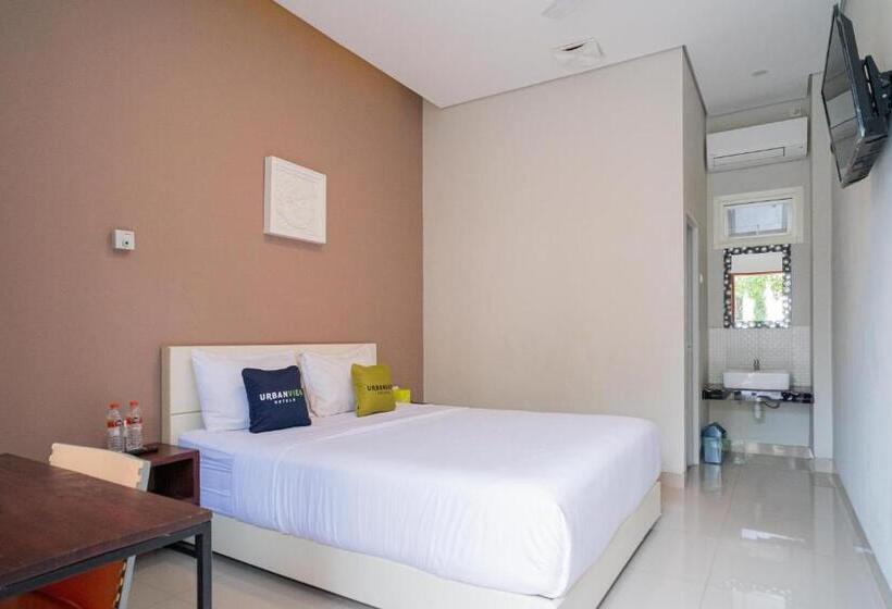 اتاق اکونومی, Urbanview Hotel Bubusini Batu By Reddoorz