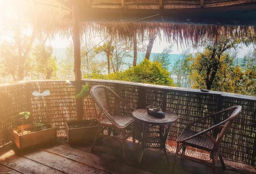 豪华洋房, Kactus Eco Resort & Wellness On Kohtakiev Island