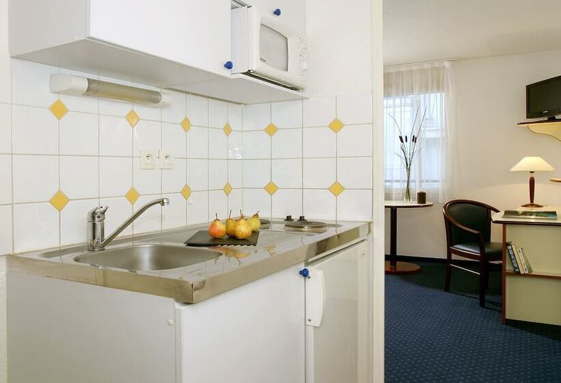 استودیوی استاندارد, Appart City Classic Saintnazaire Centre