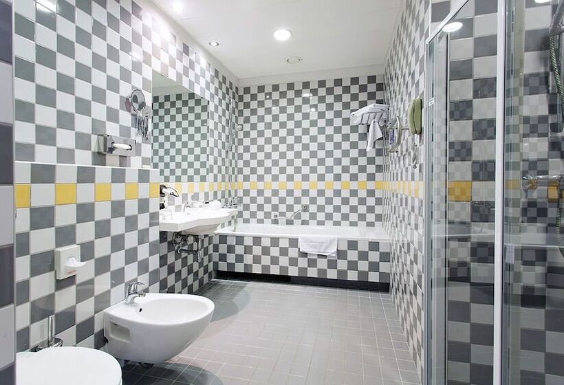 Номер Deluxe, Daugirdas Old City