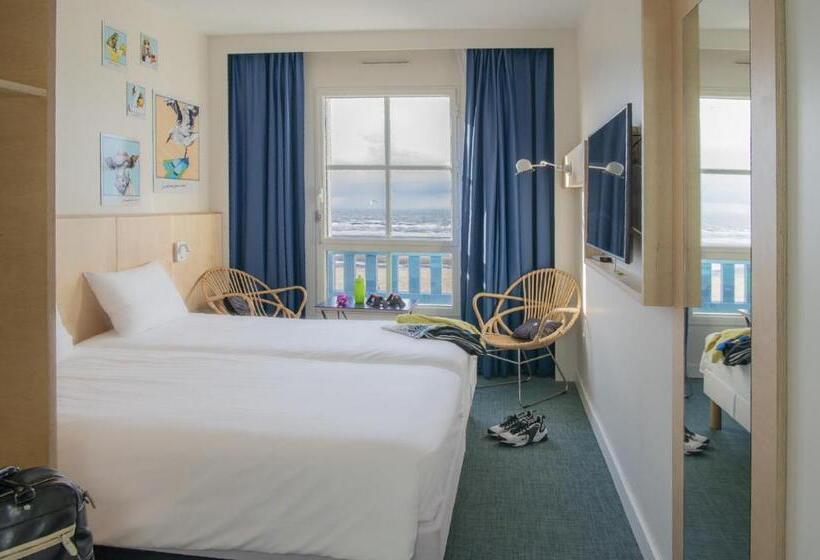 Номер Стандарт Двуспальная Кровать Вид на Море, Ibis Styles Deauville Villers Plage