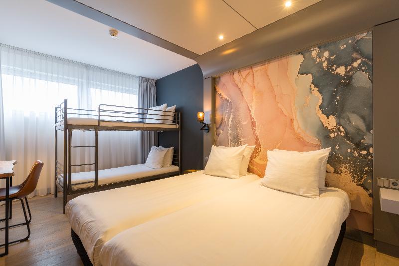 Семейный Номер, Leonardo Hotel Almere City Center