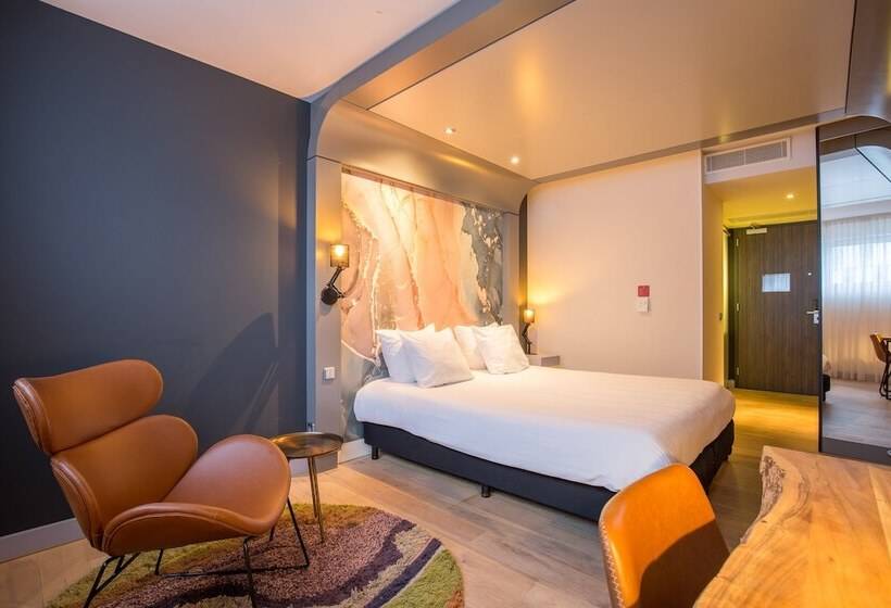 Семейный Номер, Leonardo Hotel Almere City Center