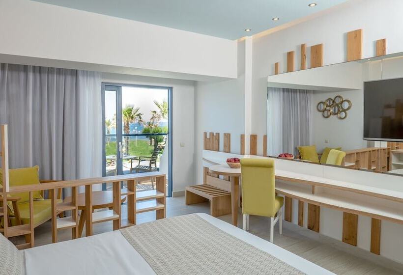 Полулюкс Вид на Море, Lyttos Beach