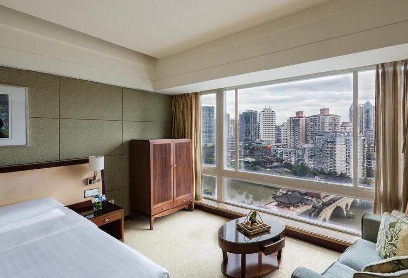 Deluxe room with river view, Shangrila Chengdu
