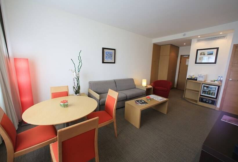 سوییت جونیور, Novotel Casablanca City Center