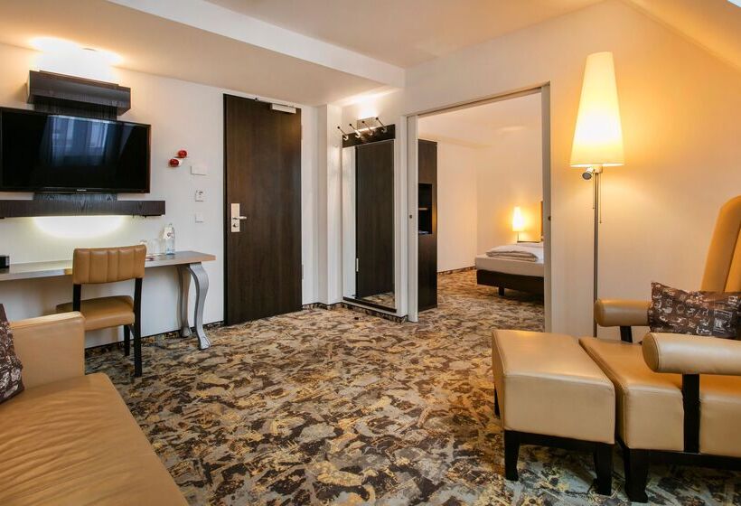 سوییت جونیور, Arcotel Camino Stuttgart