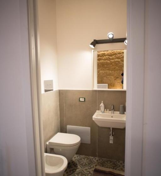 ベーシックトリプルルーム, B&b Kolymbetra