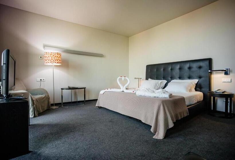 اتاق استاندارد, Axis Viana Business & Spa