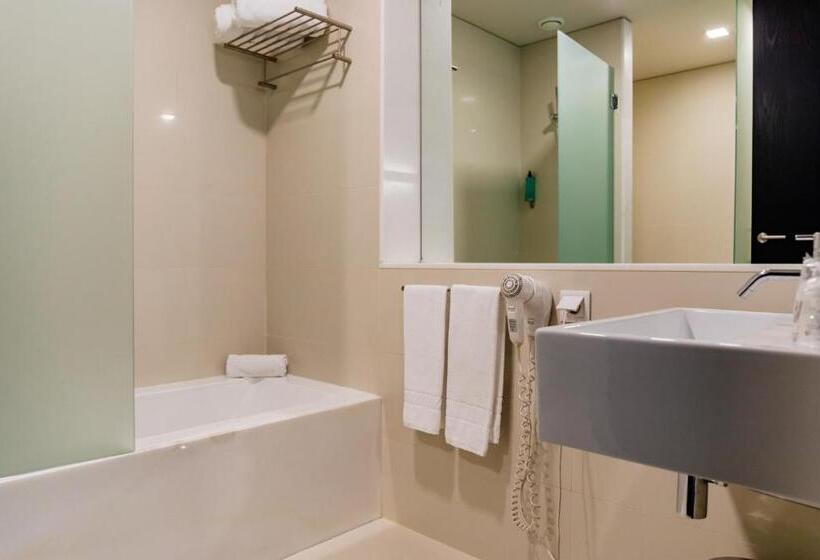 اتاق استاندارد, Axis Viana Business & Spa