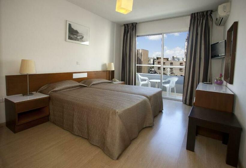 آپارتمان 3 خوابه, Blazer Residence