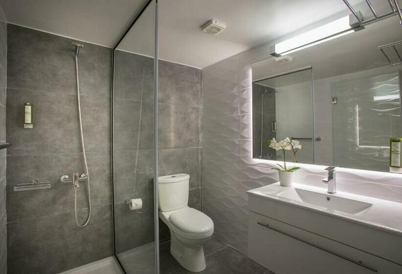 آپارتمان سوپریور 1 خوابه, Blazer Residence