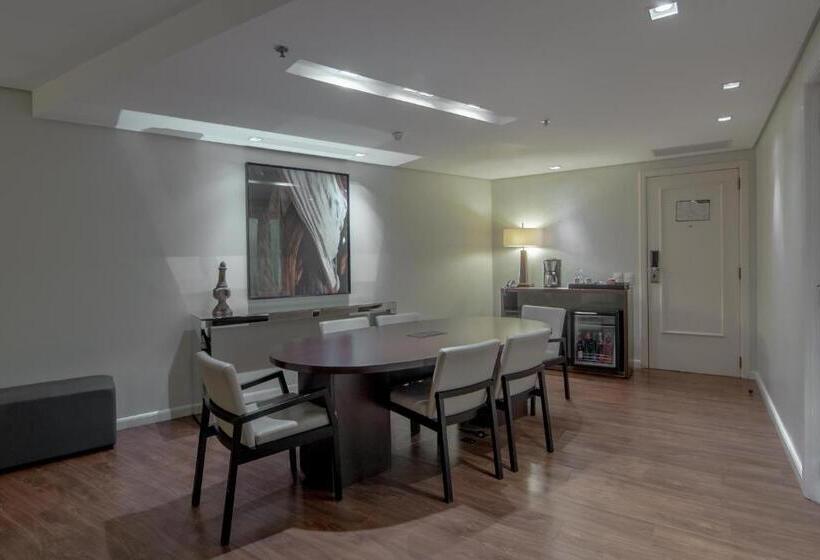 스탠다드 스튜디오, Deville Prime Porto Alegre
