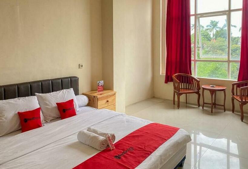 Номер Стандарт, Reddoorz Near Universitas Merdeka Malang 2