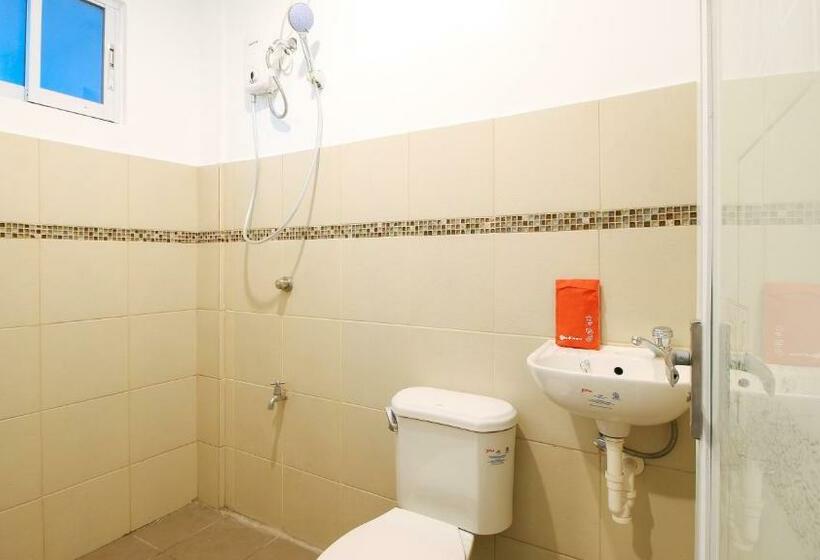 Семейный Номер, Reddoorz Near Zobel Roxas St