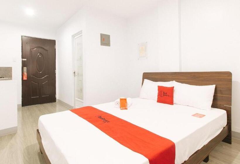 Семейный Номер, Reddoorz Near Zobel Roxas St