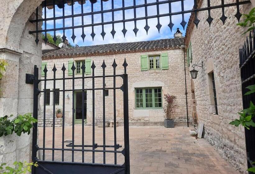 Стандартный Номер Кровать Кинг, Manoir Le Moulinal47   Vue Panoramique