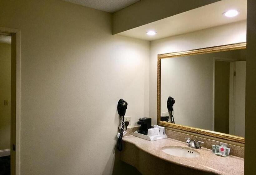 Стандартный Номер Кровать Кинг, Quality Inn Jacksonville   Orange Park Near Naval Air Station