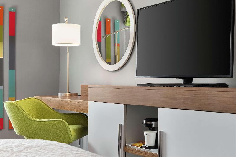 キングサイズベッドのスタンダードルーム, Hampton Inn By Hilton London