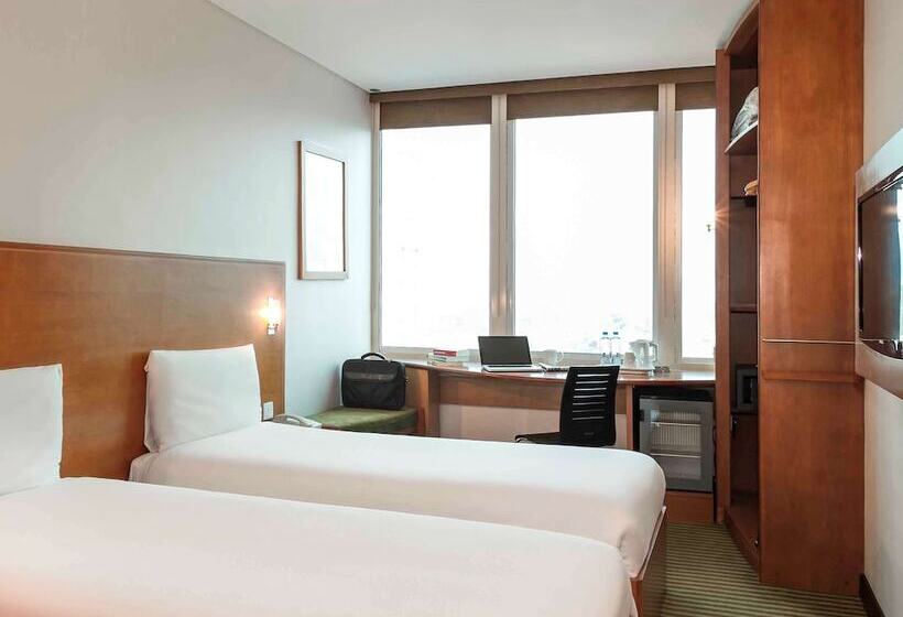 Номер Стандарт, Ibis Kuwait Salmiya