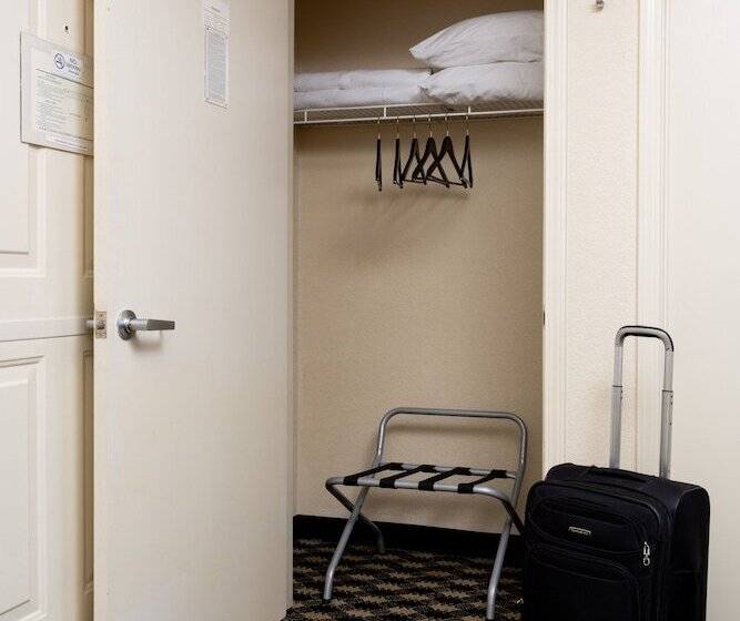 Люкс, Mcm Elegante Suites