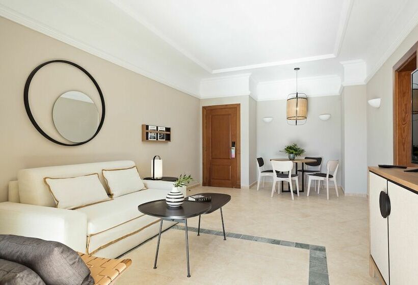 سوییت, Melia Villaitana