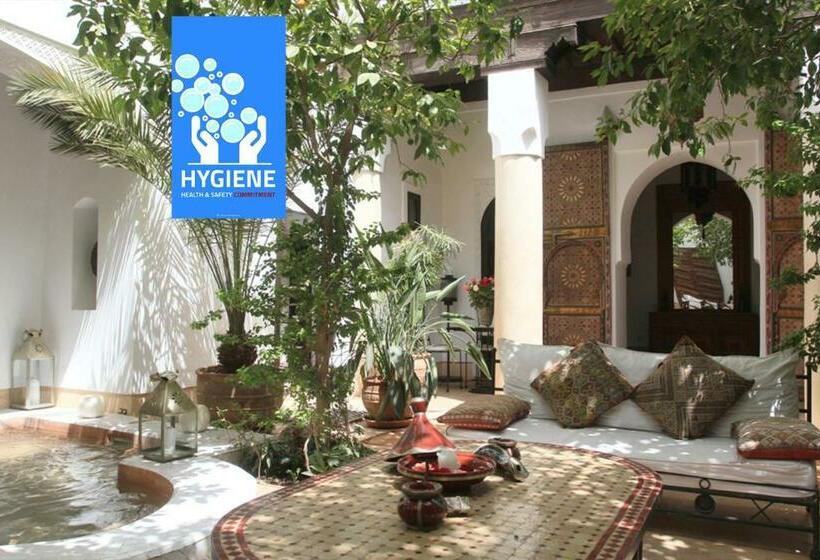 اتاق سوپریور, Riad Karmela