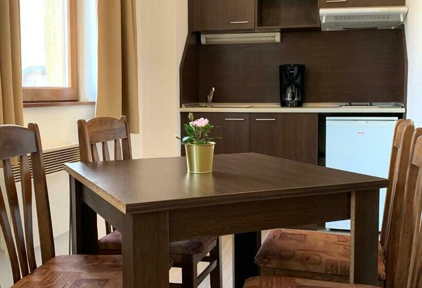 شقة غرفة واحدة, Banderitsa Apartments With Kitchen & Bbq